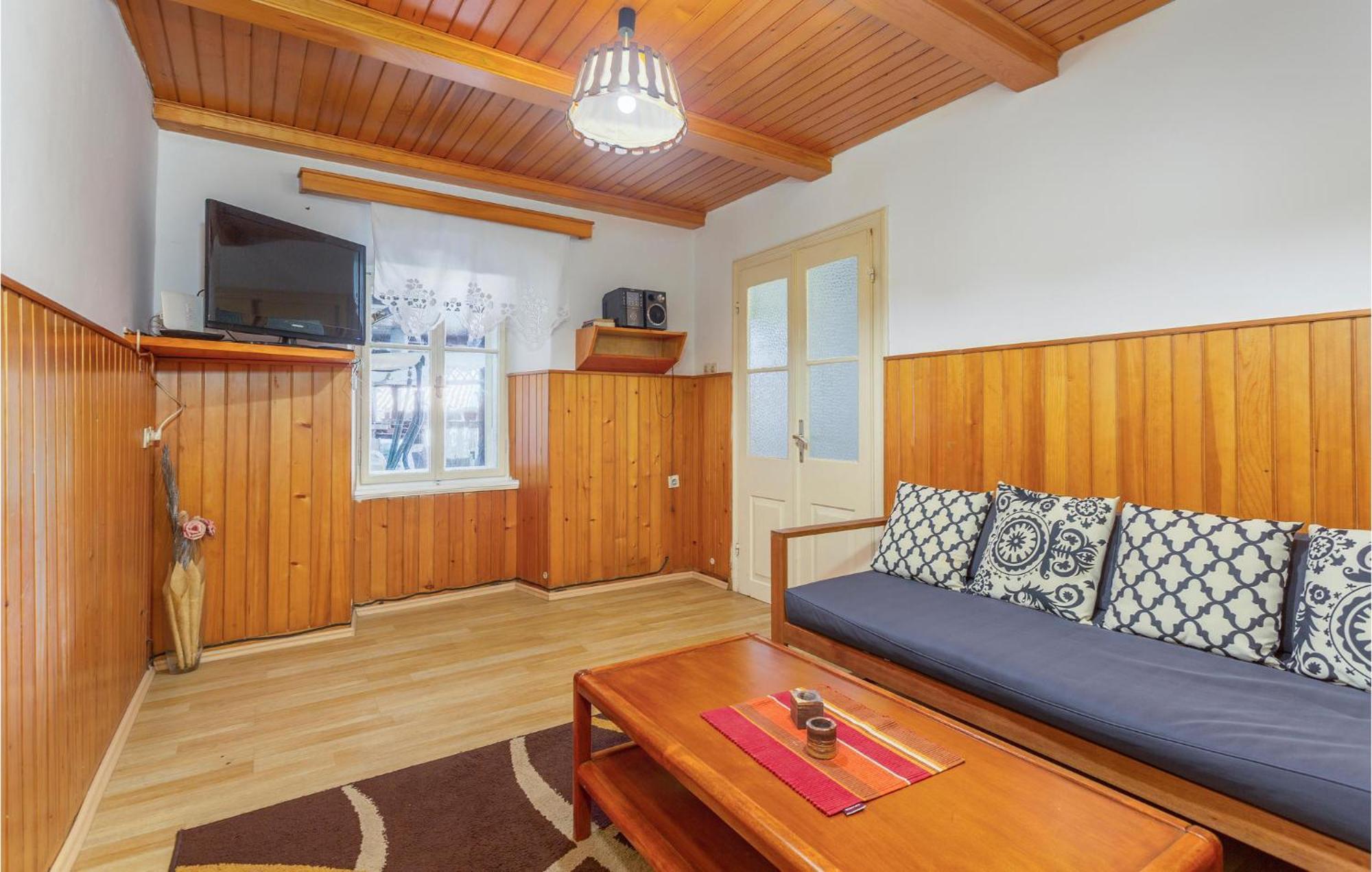 Cozy Home In Omisalj With Kitchen Zewnętrze zdjęcie